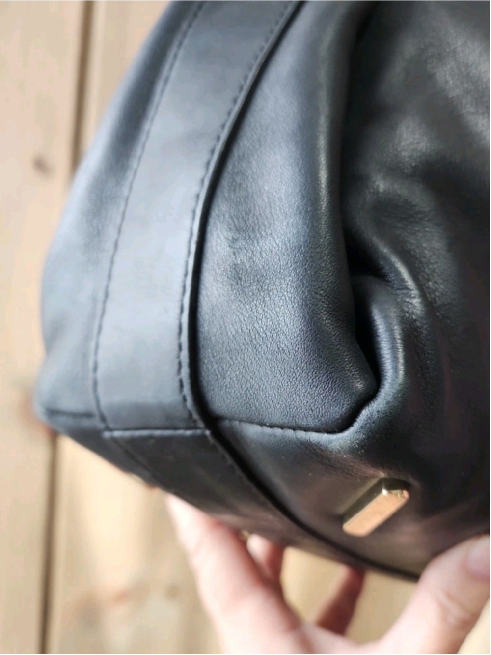 Vince Camuto Josie Hobo Bag Smooth Leather EUC - Picture 3 of 16